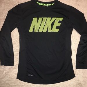 Nike Boys shirt